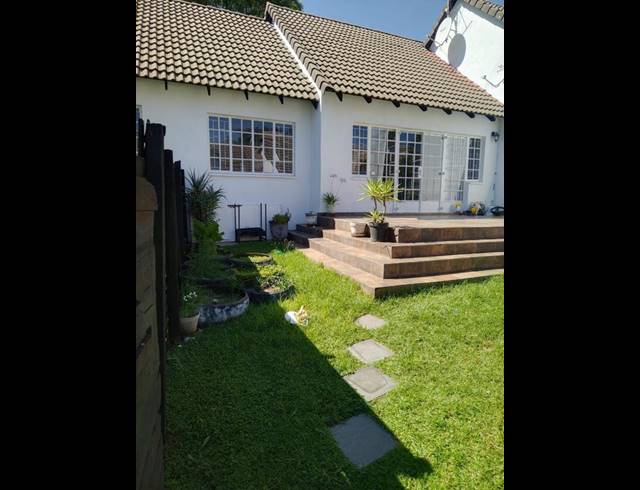 3 BEDROOM HOUSE FOR SALE IN LYNDHURST